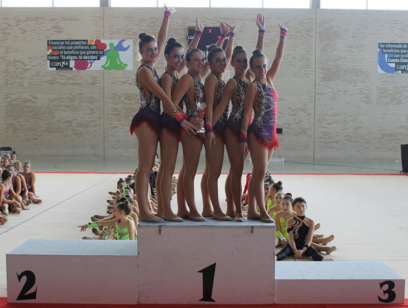 Mendillorri acogió los Juegos Deportivos de Conjuntos